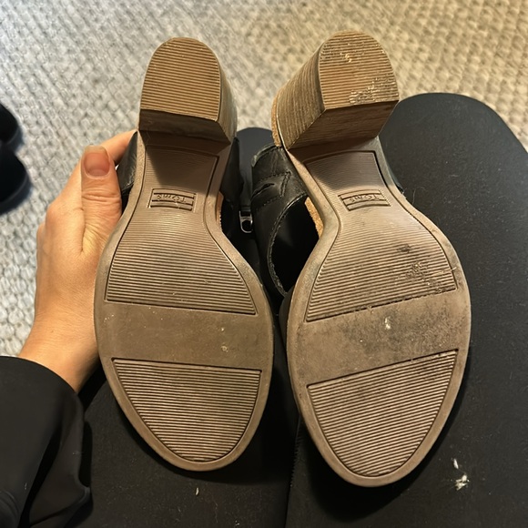 EUC TOMS Mallorca sandal. Worn once. Size 5.5 - Picture 10 of 13